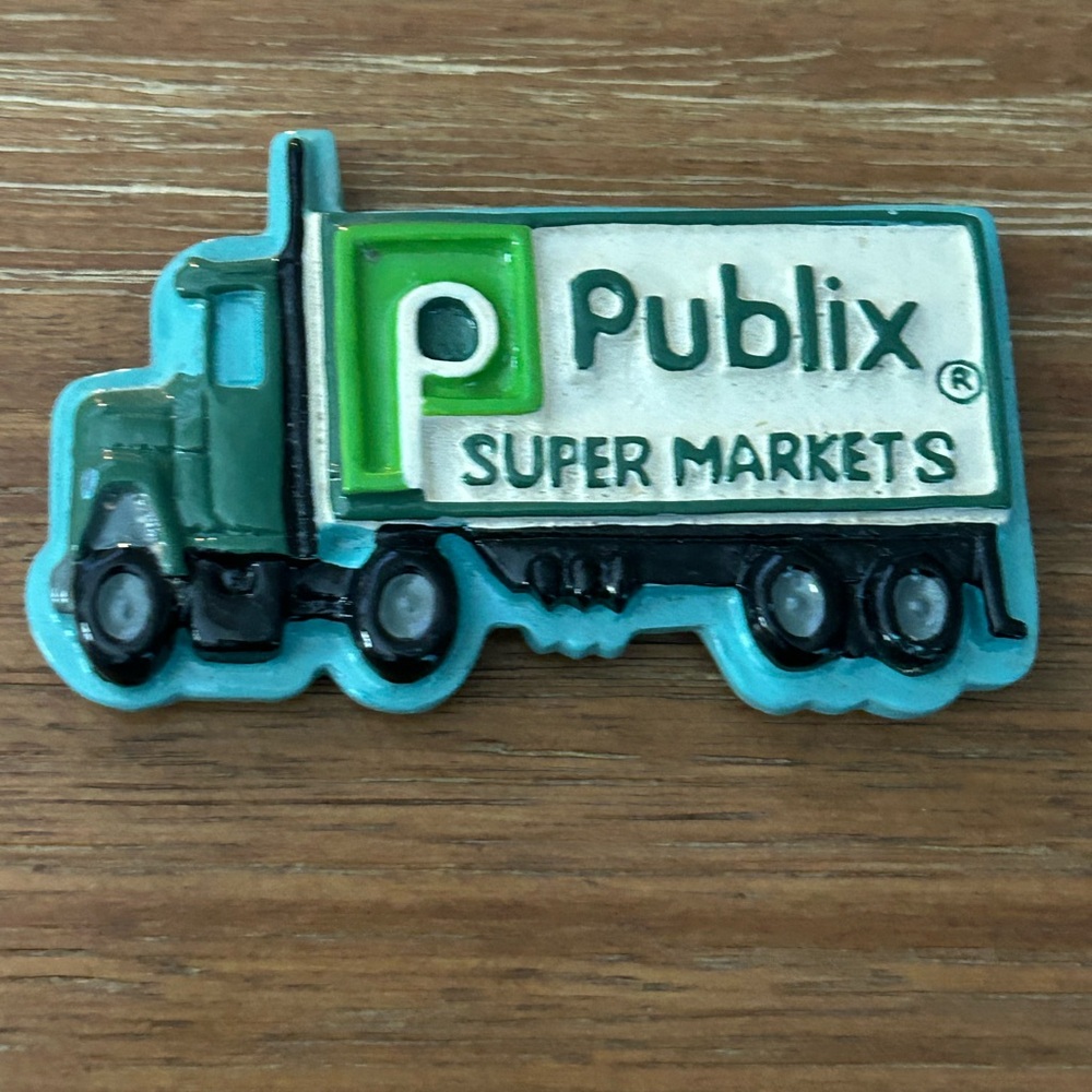 PUBLIX resin magnet Tractor Trailer Truck super markets hand painted RARE
